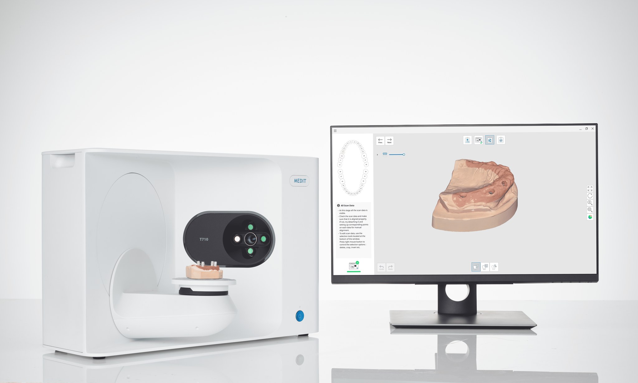 Medit T710 tabletop scanner with monitor